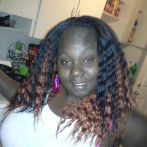 Meet your Posher, Jenae